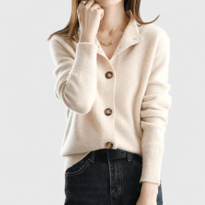Sylvie | Klassische Strickjacke