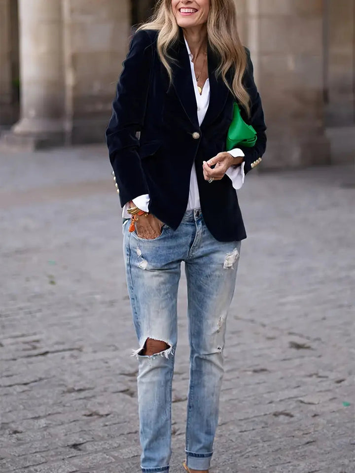 Aurora | Women's Luxurious Timeless Velvet Blazer