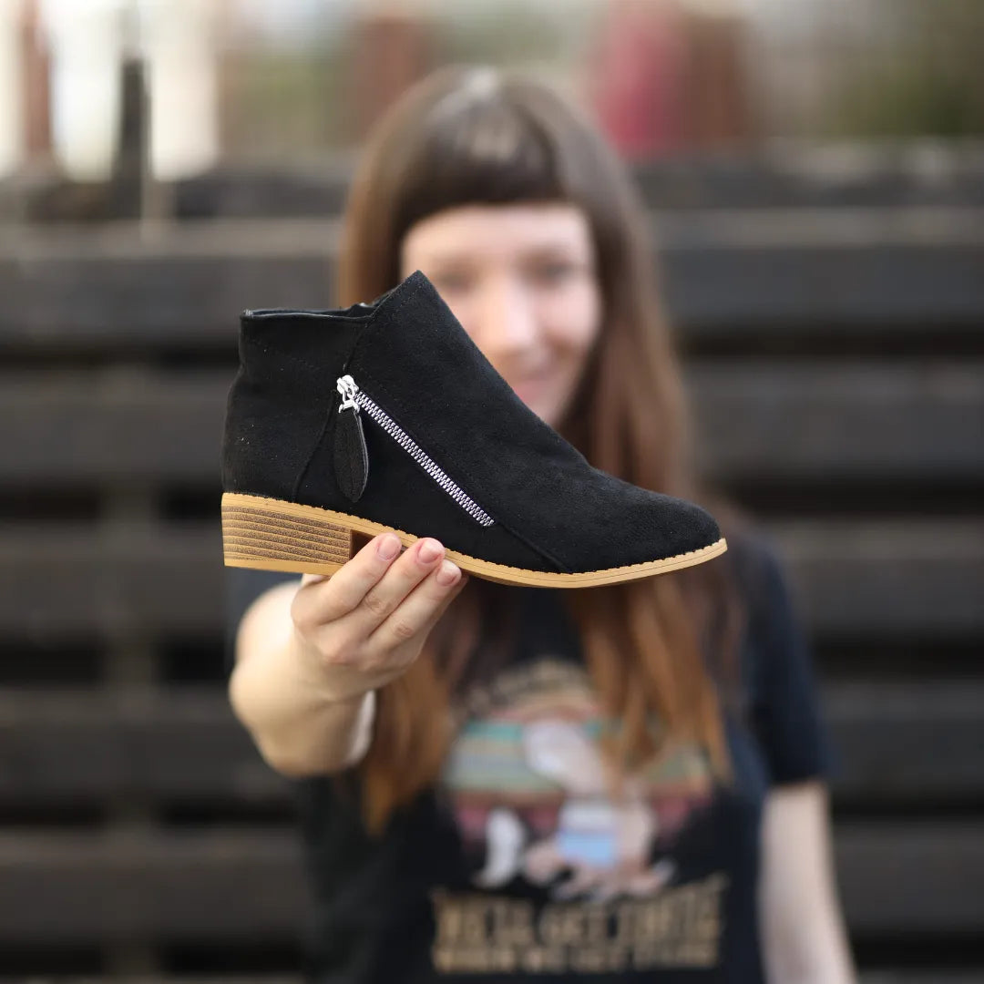 Aurelia | Women's Elegant Suede-Look Tassel Ankle Boots
