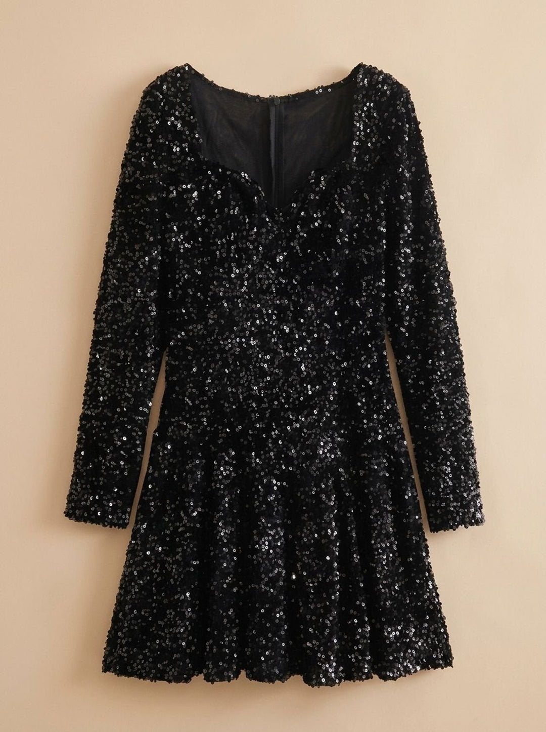 Harper | Sequin Mini Dress – Sweetheart Long-Sleeve Style for Women
