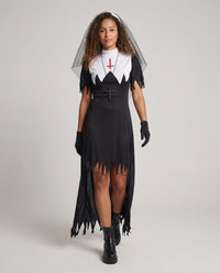 Lenora | Flowing-Cloak Gothic Nun Costume Dress For Halloween