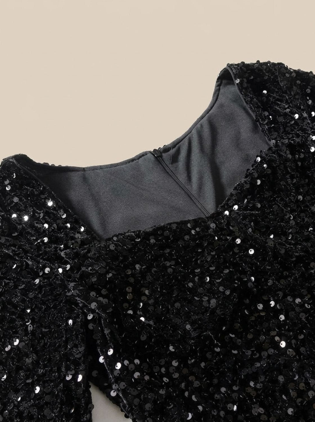 Harper | Sequin Mini Dress – Sweetheart Long-Sleeve Style for Women