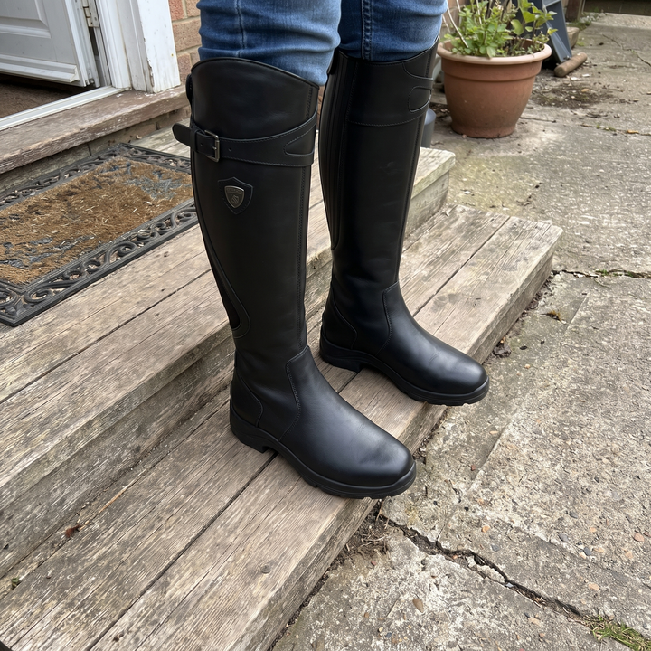 Velora | Riding Boots – Elegant Heritage Style for Women