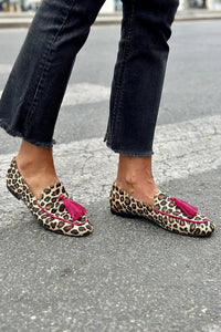 Zara | Women's Animal Print Loafers with Fuchsia Tassels