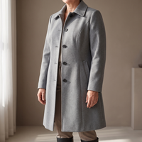 Vivienne | Figurnaher Trenchcoat mit ausgestelltem Saum, Knopfleiste und klassischem Kragen