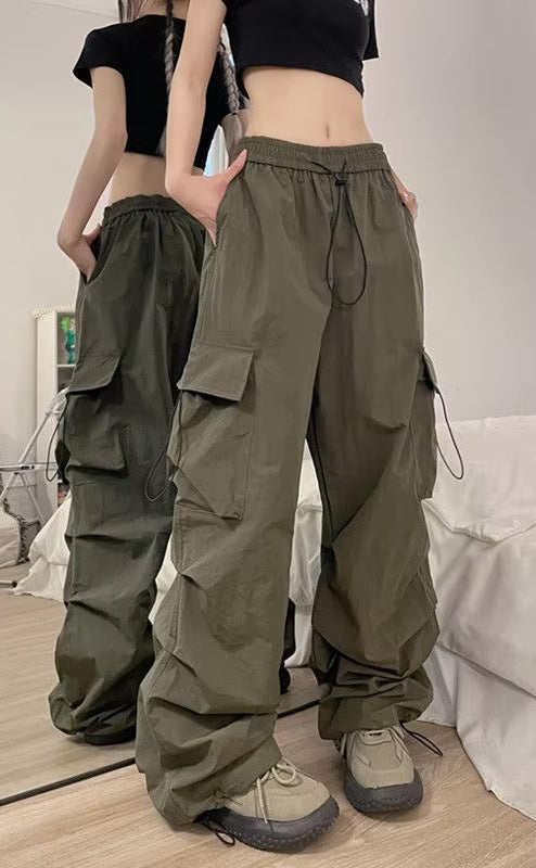 Venture | Relaxed Wide-Leg Cargo Pants