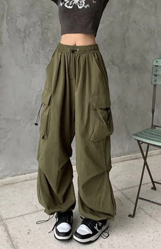 Venture | Relaxed Wide-Leg Cargo Pants