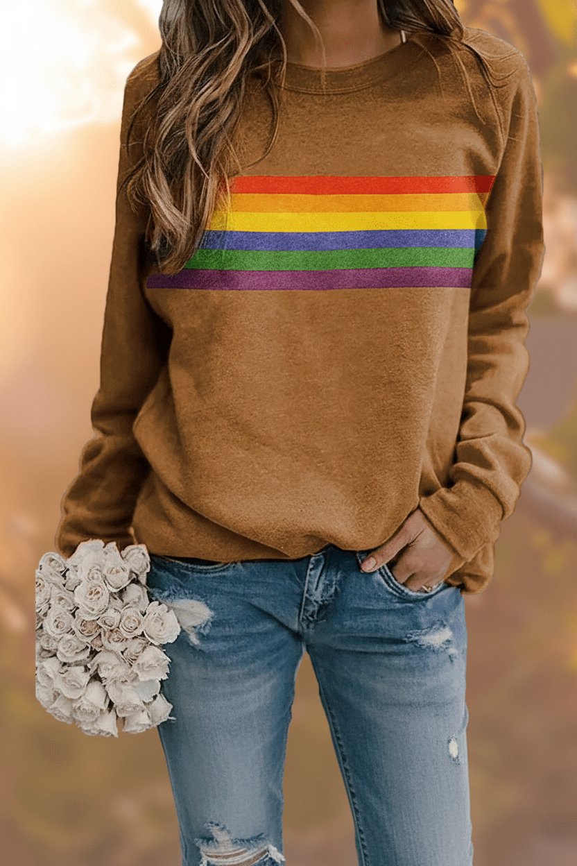Elowen | Maglione girocollo dalla vestibilità comoda a righe arcobaleno