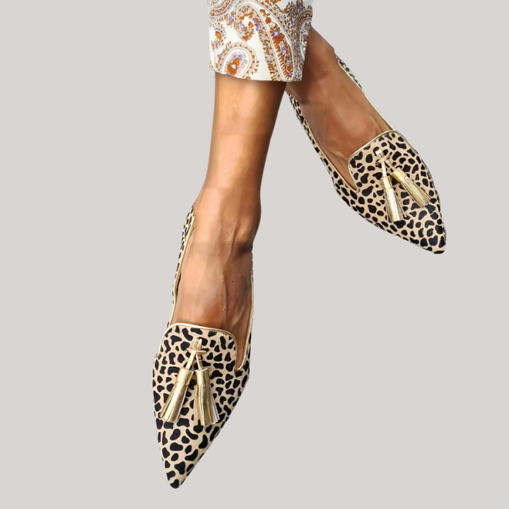 Camilla | Mocassini da donna in pelle con nappine e stampa leopardata