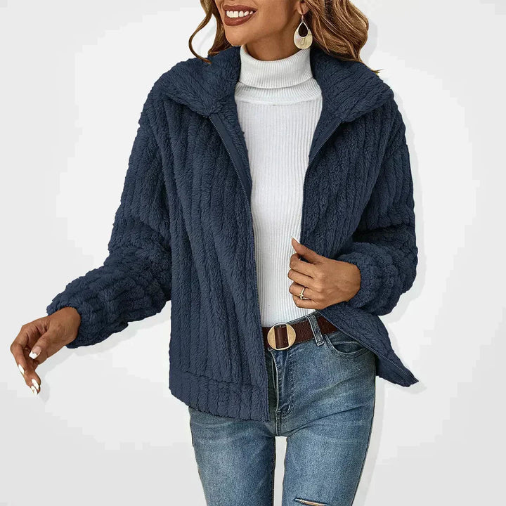 Liora | Kuschelige flauschige Strickjacke für Damen