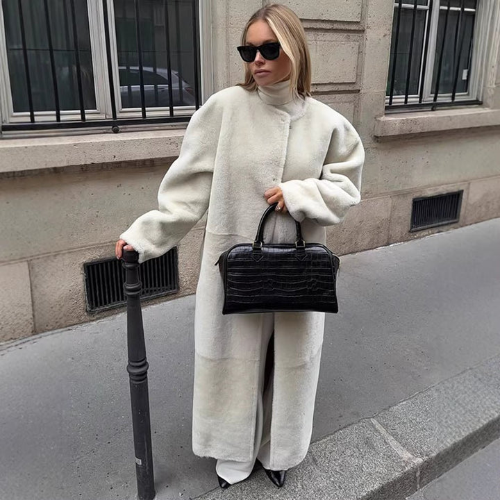 Drew | Teddy Coat – Oversized Silhouette with Hidden Button Closure