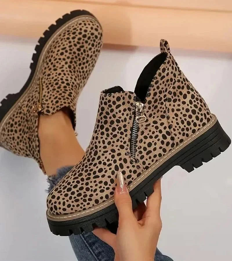 Aria | Cushioned Side-Zip Lug-Sole Ankle Boots - Image 2
