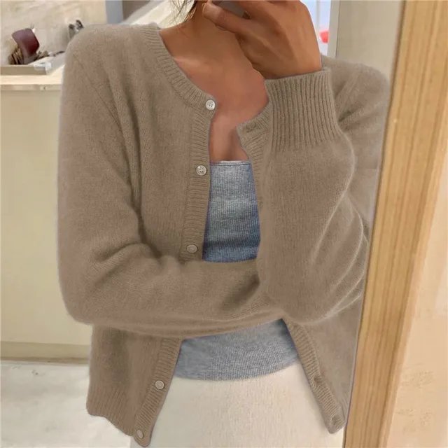 Lucienne | Strickjacke mit Knopfleiste vorn