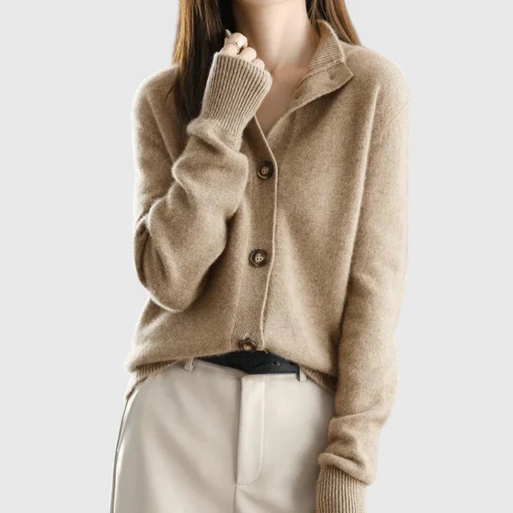 Sylvie | Klassische Strickjacke