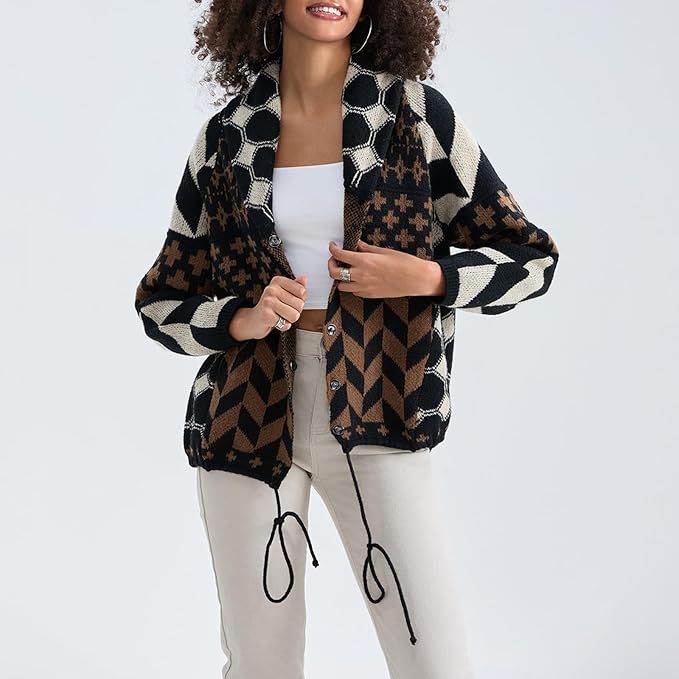 Noelle | Übergroße Strickjacke mit Knöpfen