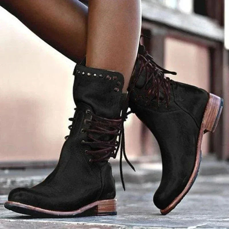 Novelle | Stivaletti western da donna rustici, con lacci