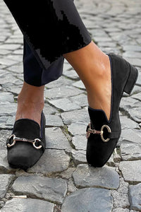 Victoria | Mocassini da donna in suede nero con dettaglio dorato a morsetto