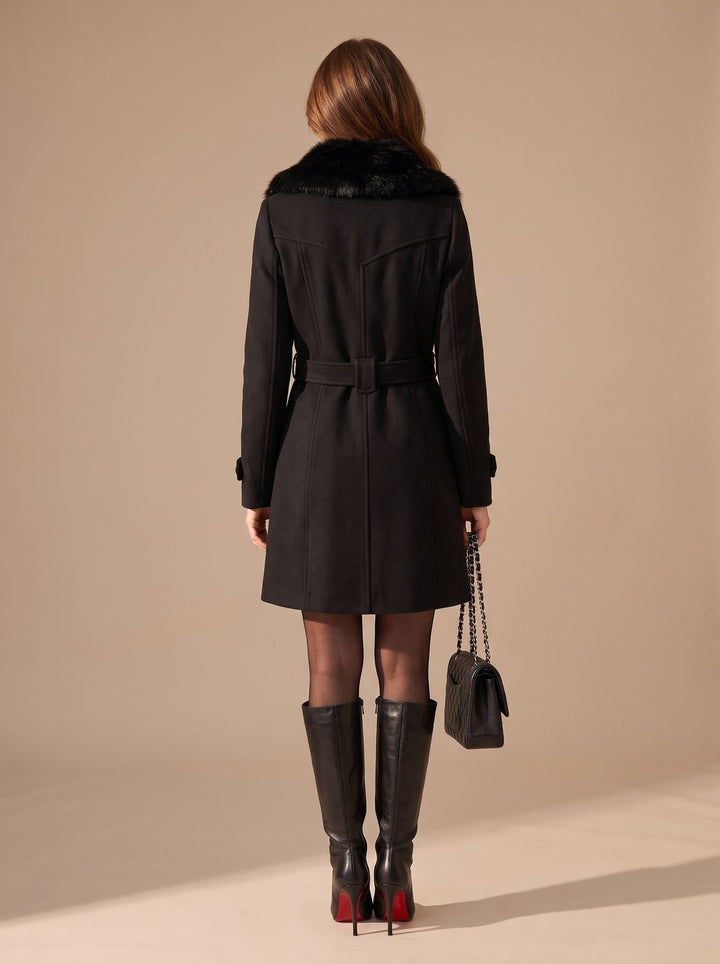 Hannah | Faux Fur Coat – Elegant Slim-Fit Style for Women