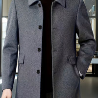 Theo | Cappotto trench monopetto dalla vestibilità rilassata, ideale per sovrapporre capi
