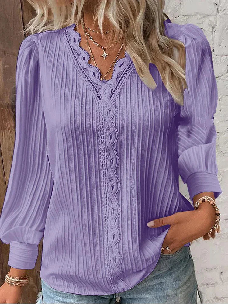 Nola | Lace-Trimmed Blouse – Timeless Elegance for Everyday Wear