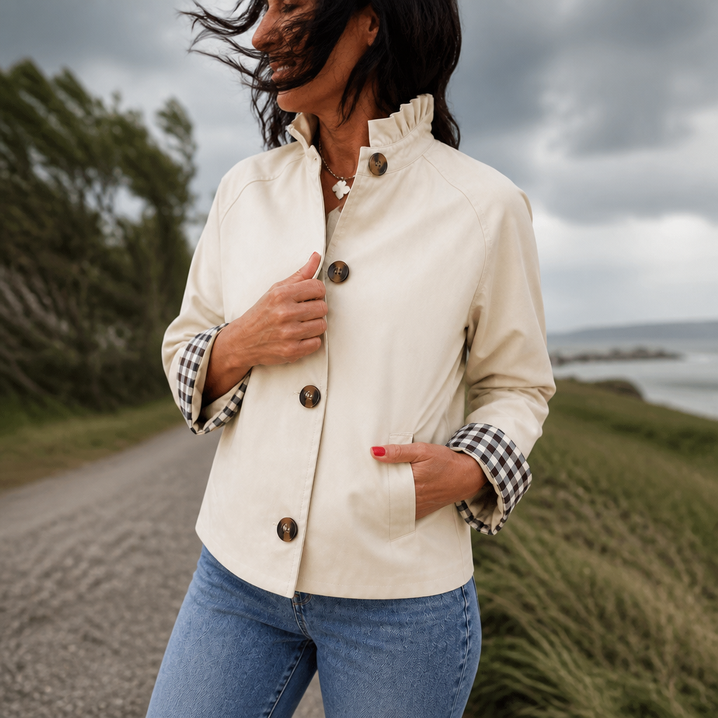 Colette | Ruffle-Collar Plaid-Cuff Short Trench Coat
